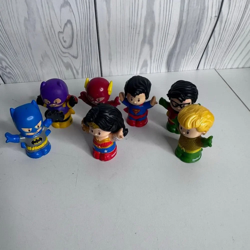Fisher Price Little People DC Super Hero Friends Figures Comic Book Heroes Set